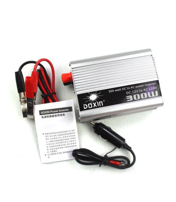 Automobilinis įtampos keitiklis 12V/220V 300W + USB