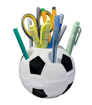 Organizatorius ant stalo - futbolo kamuolys