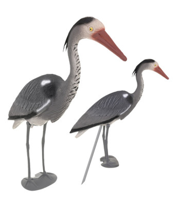 sodo dekoracija garnys gardlov 66 cm pilka figūrėlė ant kuoliuko