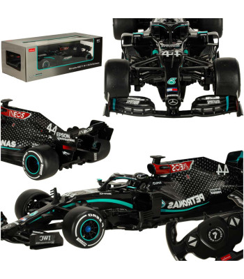 Zdalnie steruojamas Mercedes-AMG F1 W11 EQ modelis