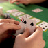 Pokerio komplektas, 300 žetonų, kortos, žaidimo kilimėlis, kauliukai, lagaminas Springos KG0022
