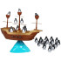 Balansuojantis piratų laivas su pingvinais