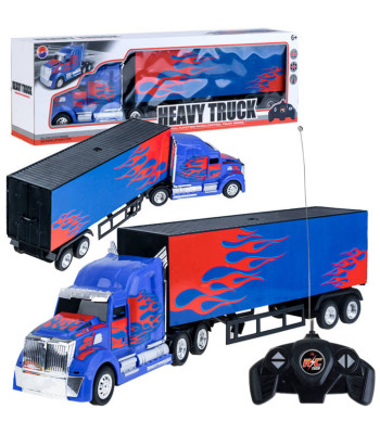 Didelis TIR su priekaba valdomas nuotoliniu būdu