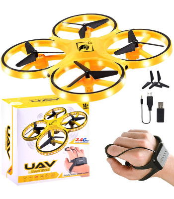 Dronas valdomas rankos gestais su pilotu Quadrocopter RC0573