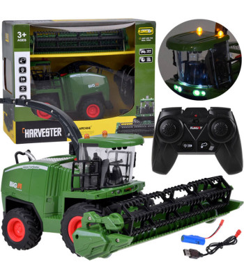 Nuotoliniu būdu valdomas kombainas su dūmų ir garso efektais RC0603