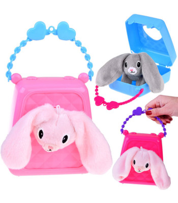 Urocza rankinė su pliušiniu zuikučiu