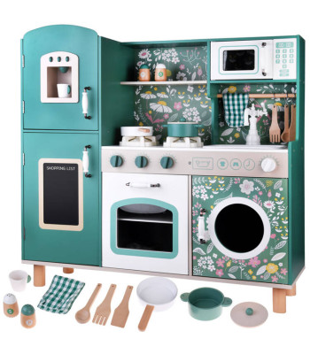 Didelė medinė virtuvė retro stiliaus su šaldytuvu ir skalbykle