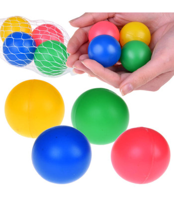 Spalvoti kamuoliukai tinkliuke