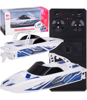 Nuotoliniu būdu valdomas jachtas vaikams