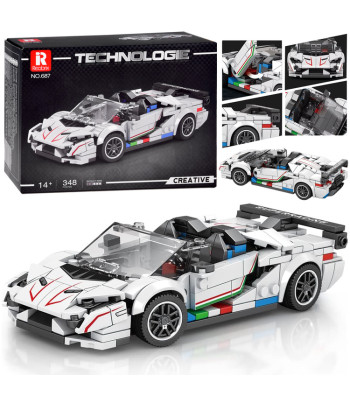 Baltas Superautomobilis su Spoileriu