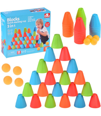 Žaidimas „Greitieji puodeliai“: trikampiai kaladėlės ir kamuoliukai