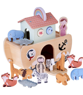 Medinė Nojaus arka su figūrėlėmis