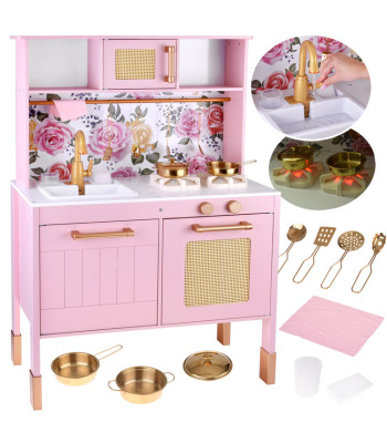 Rožinė medinė virtuvėlė vaikams su kriaukle ir keptuvėmis