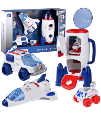 Kosminis rinkinys su raketa, baze ir astronautu ZA4702