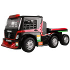 Didelis Mercedes sunkvežimis su priekaba ir akumuliatoriumi