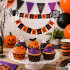 Helovino torto ir užkandžių dekoracija – dviejų eilių „Happy Halloween“ girliandos formos smeigtukas su voru ir voratinkliu, 22 × 19 cm
