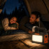 Daugiafunkcė saulės energija įkraunama turistinė LED lempa su FM radiju, „Bluetooth“ ir 3 lemputėmis (08385, 18 × 7 × 16 cm)