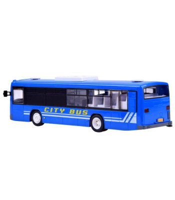 Autobusas važiuoja atidaromomis durimis RC0282